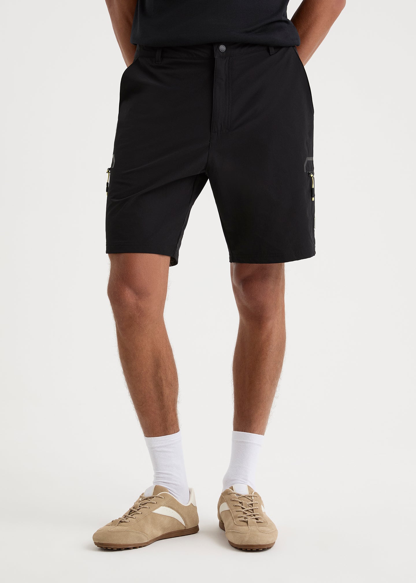 Breton Cargo Short - Black