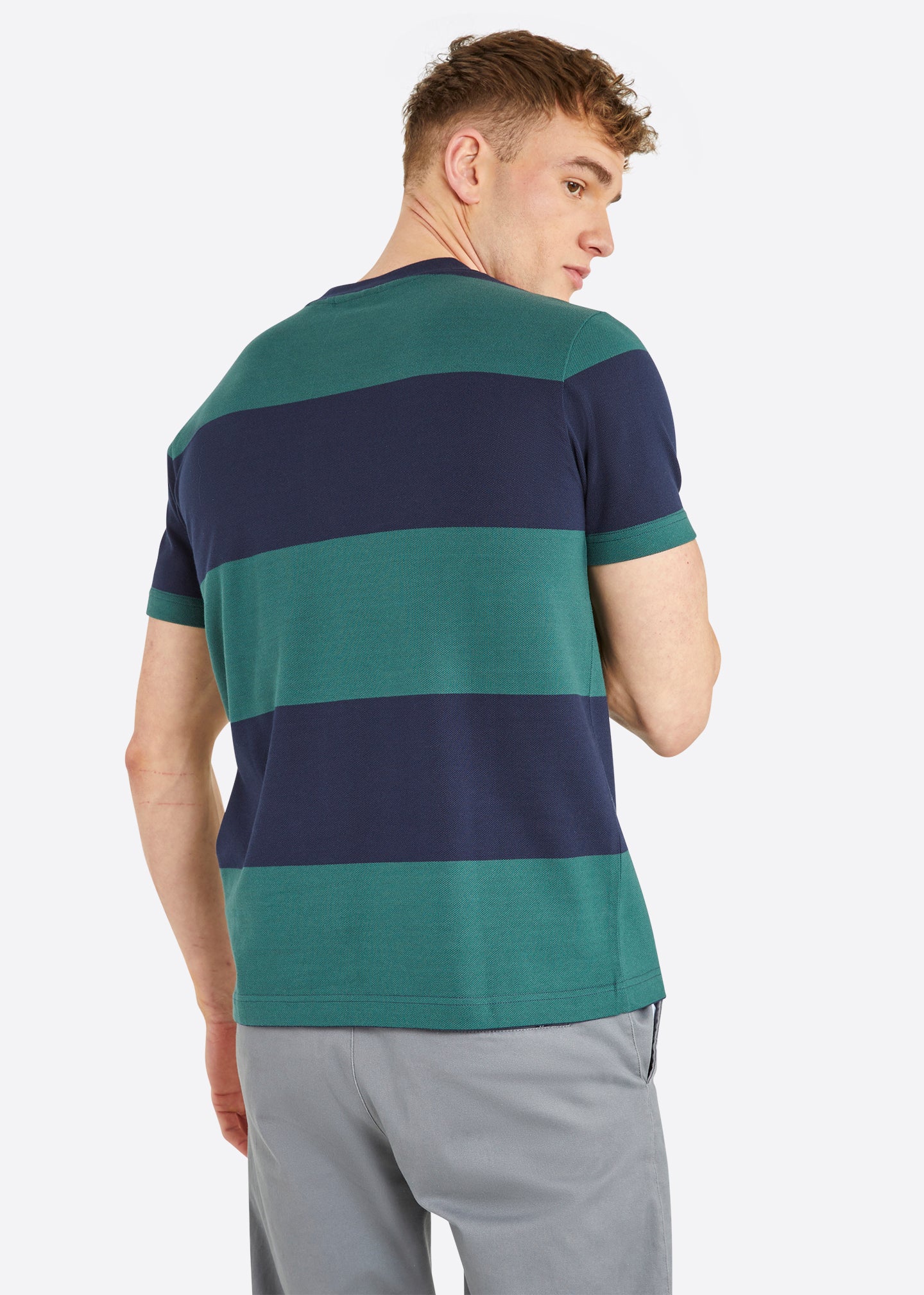 Pelican t shirt deals