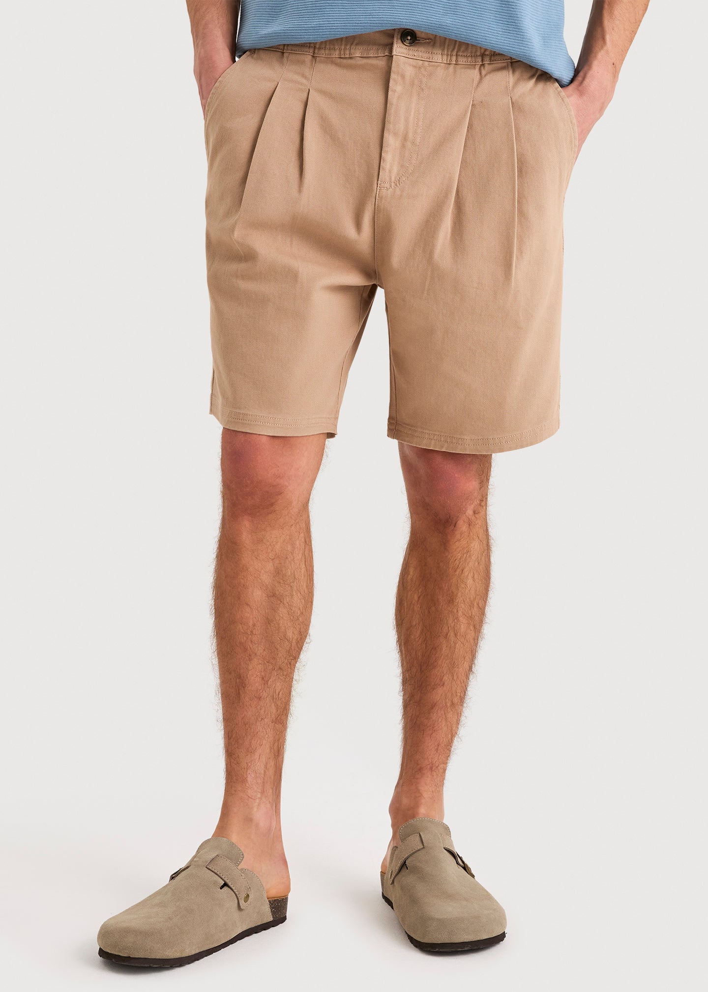 Rava Casual Short - Taupe