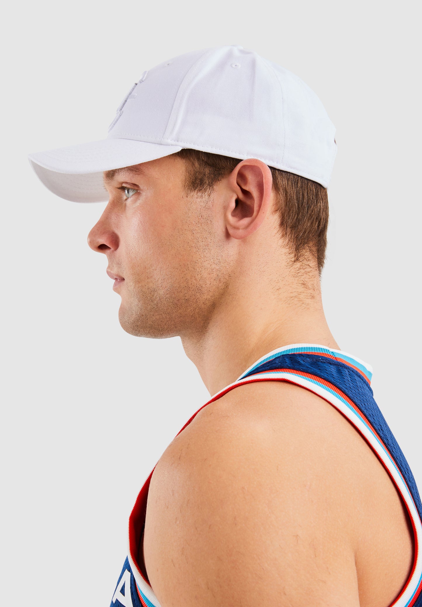 Globe Mono Cap - White Mono